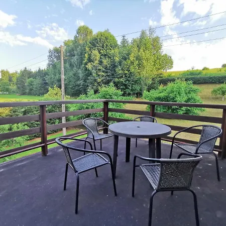 Noclegi Przy Wiadukcie - Apartamenty Lewin Klodzki Exterior photo